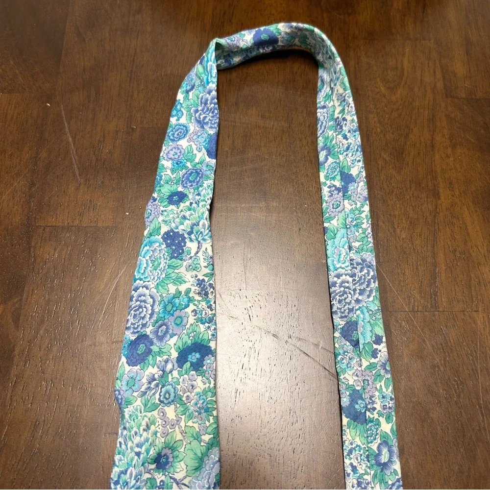Liberty of London 100% Cotton Elysian Print Turquoise Blue Green Floral Neck Tie